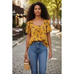Lucky Brand Women Pull Over Blouse Short Sleeve Size Medium